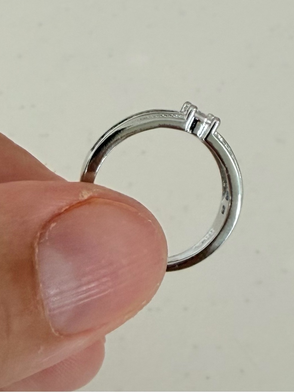 S925 Silver Rainbow Cubic Zircon Ring. - Picture 5 of 9
